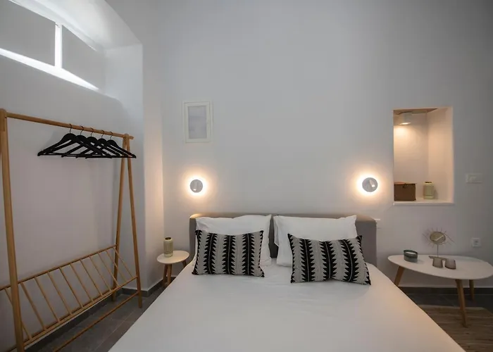 Avli Suites